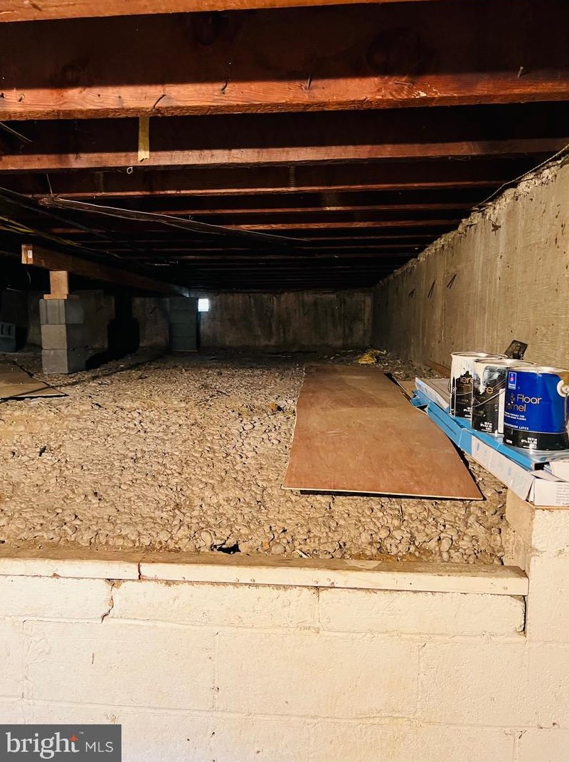 536 69th St, Upper Darby PA 19082-4102 exterior