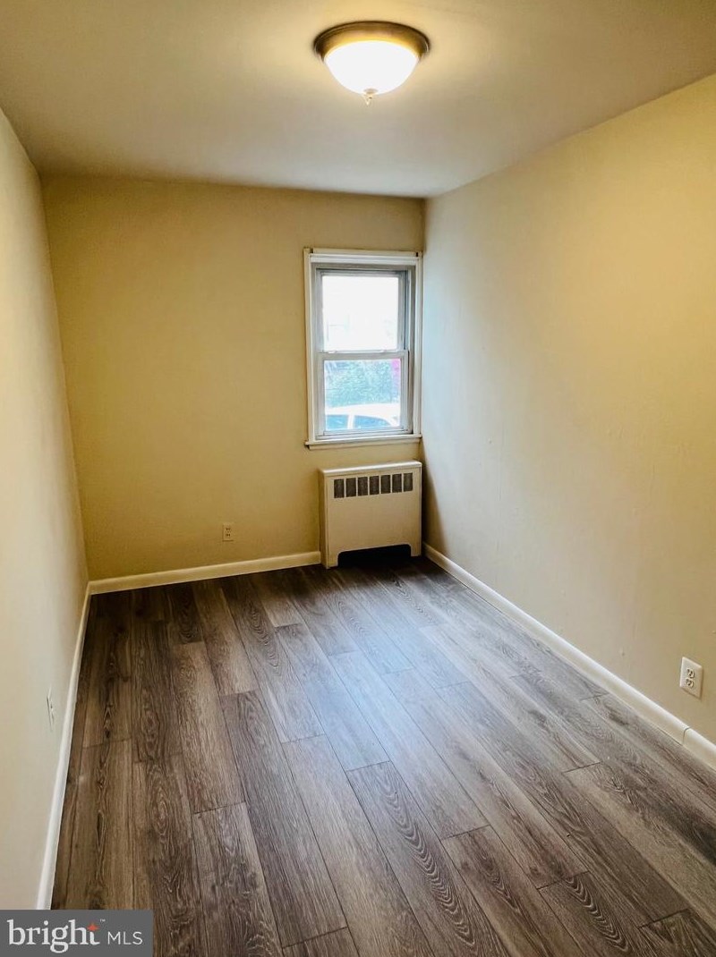 536 69th St, Upper Darby PA 19082-4102 exterior