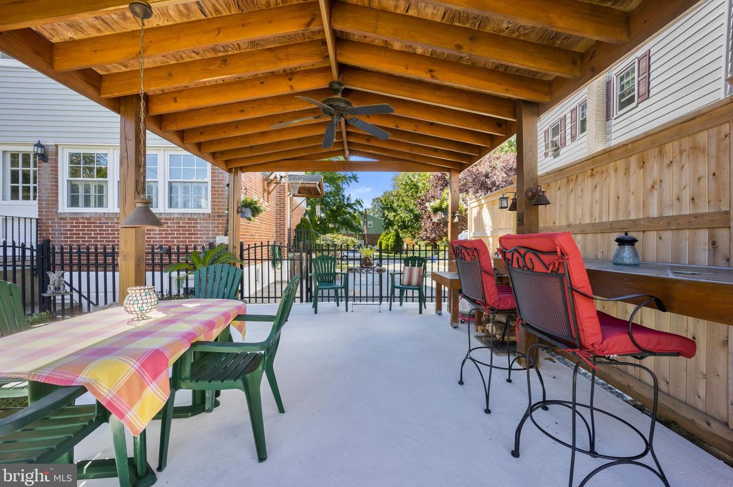 1415 Grace Rd, Swarthmore PA 19081-2809 exterior