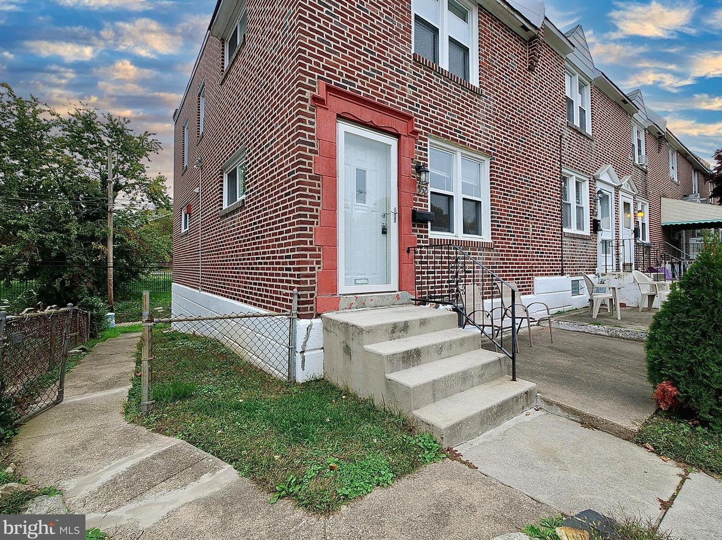 352 22nd St, Chester PA  19013-5120 exterior