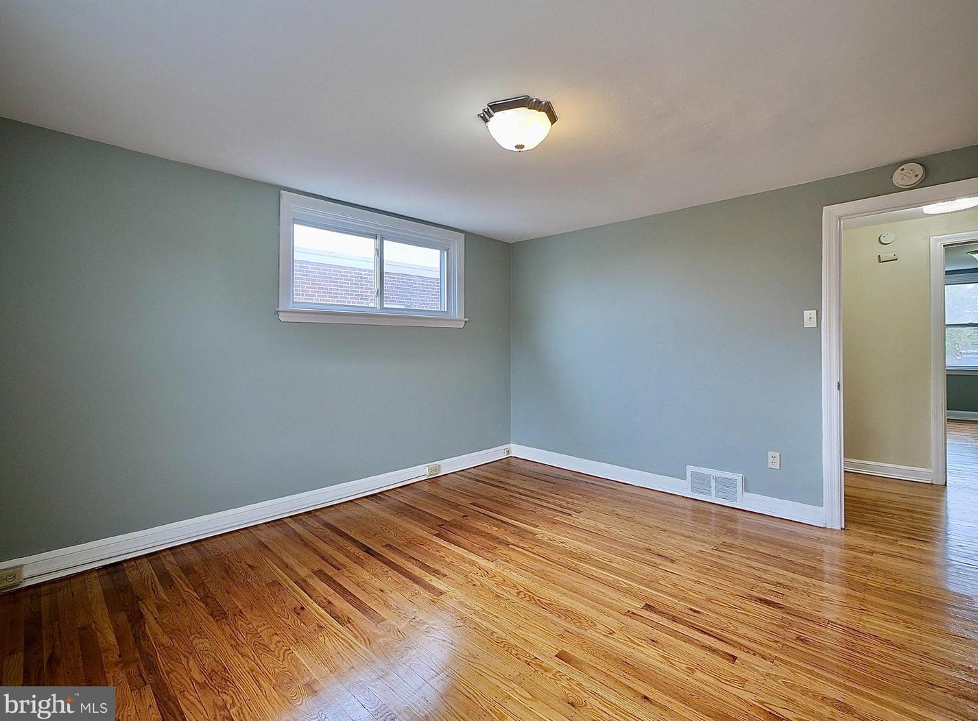 352 22nd St, Chester PA  19013-5120 exterior