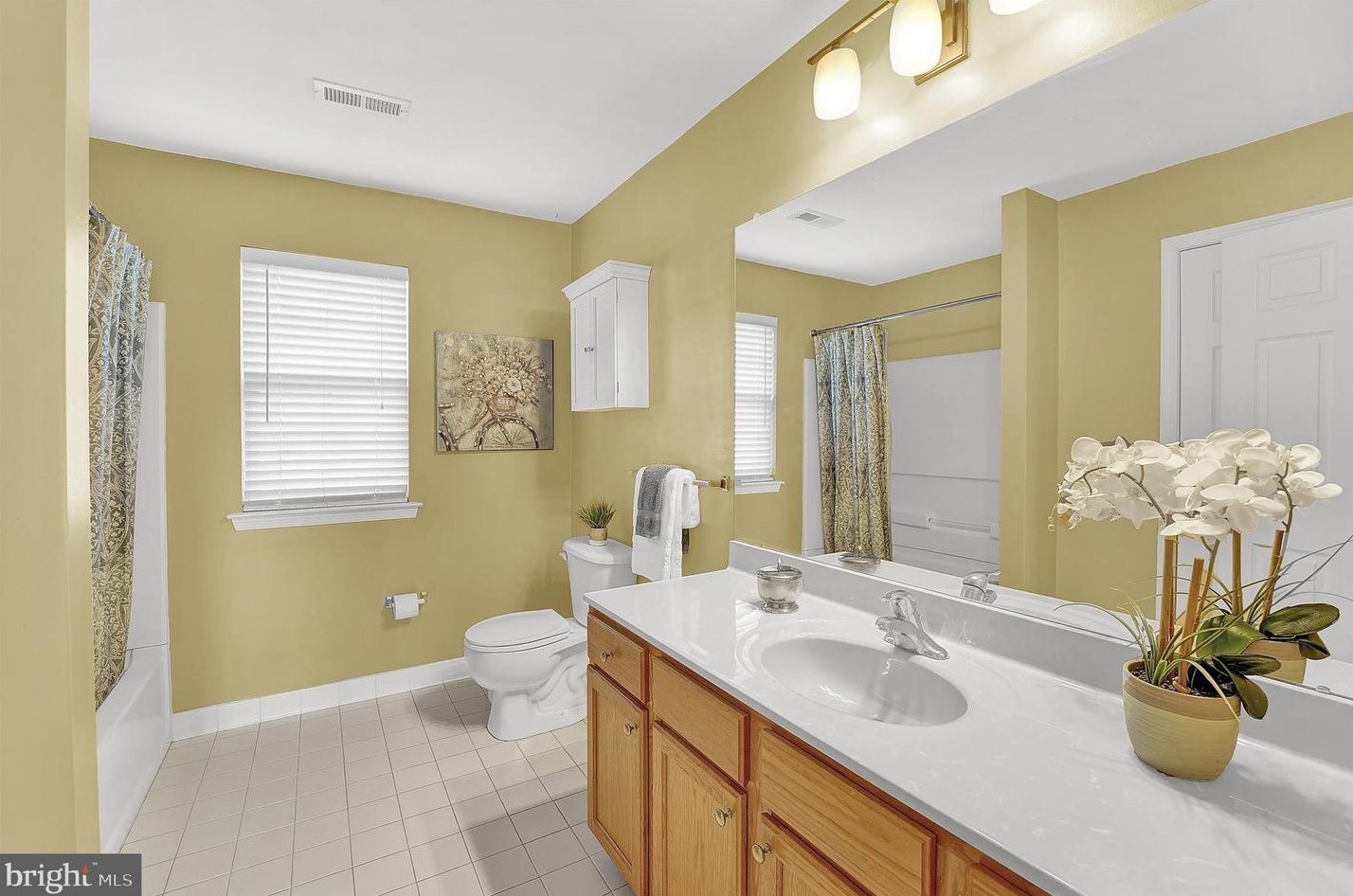 20 Venuti Dr, Chester PA 19014-3600 exterior