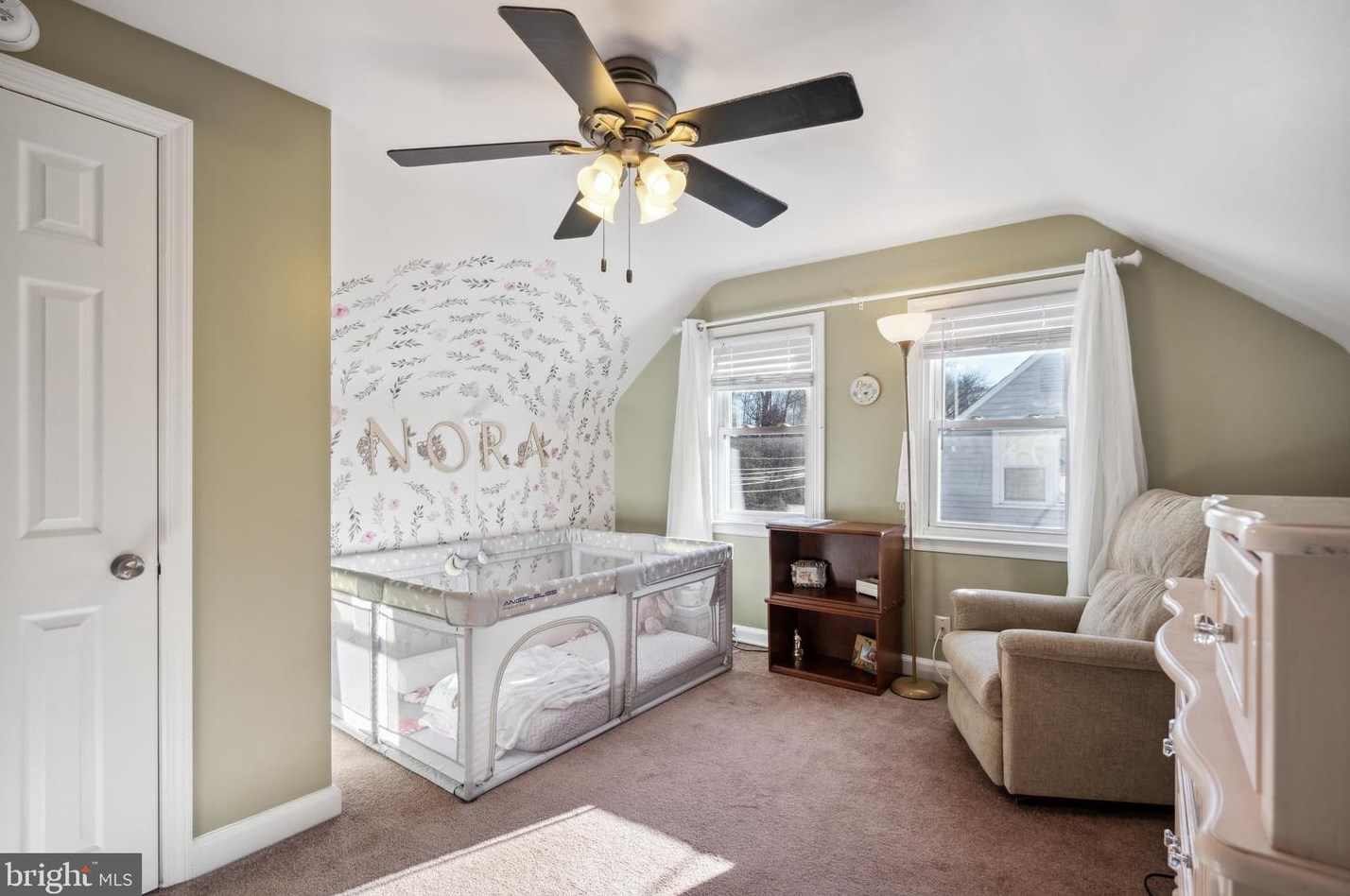 424 Brookhaven Rd, Chester PA  19015-1802 exterior