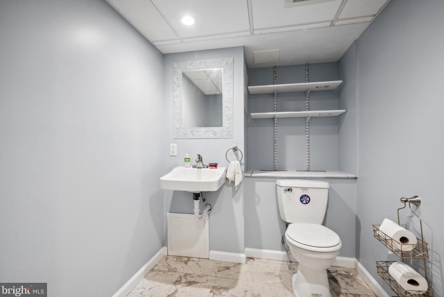 424 Brookhaven Rd, Chester PA  19015-1802 exterior