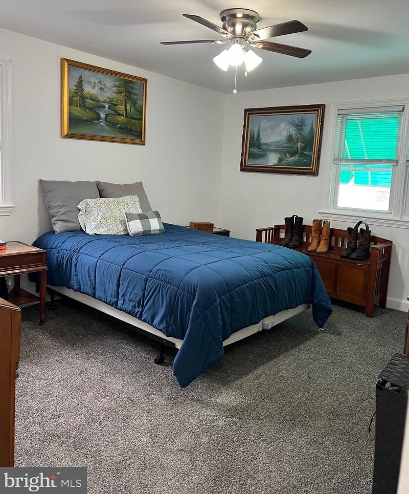 2240 Manor Ave, Upper Darby PA  19082-5414 exterior