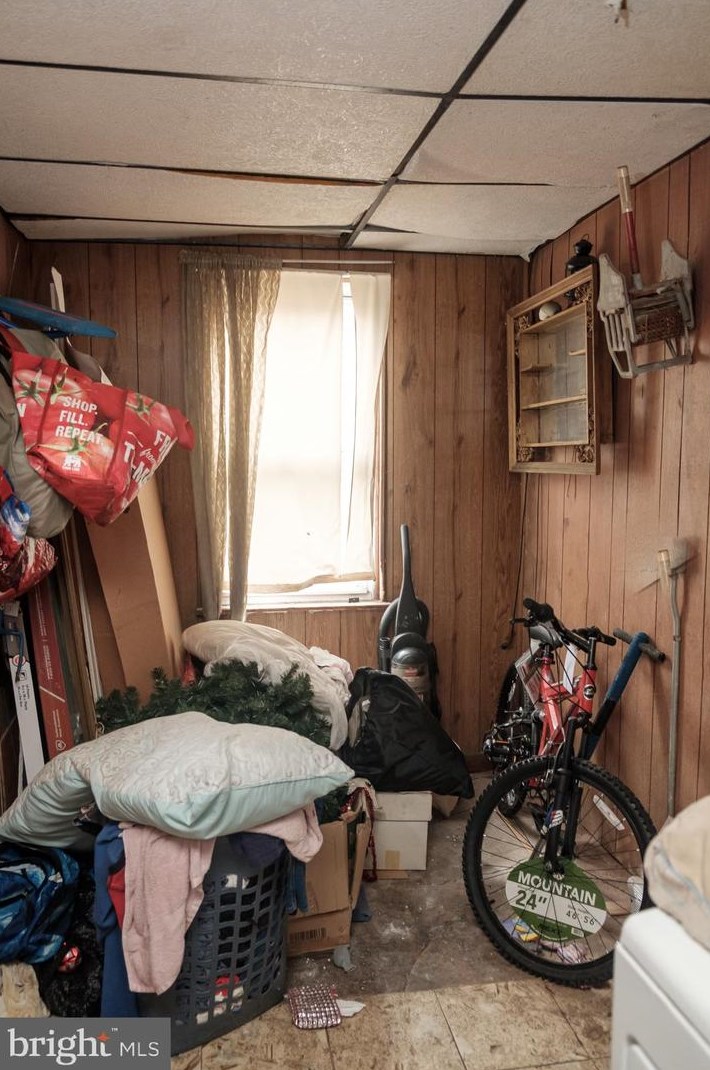 1033 Townsend St, Chester PA  19013-2435 exterior