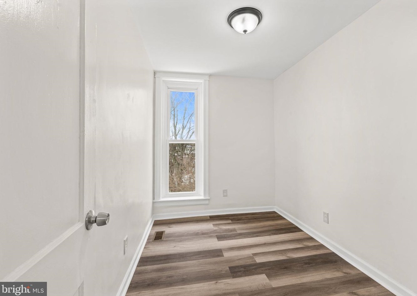 522 Glendale Rd, Upper Darby PA 19082-5019 exterior