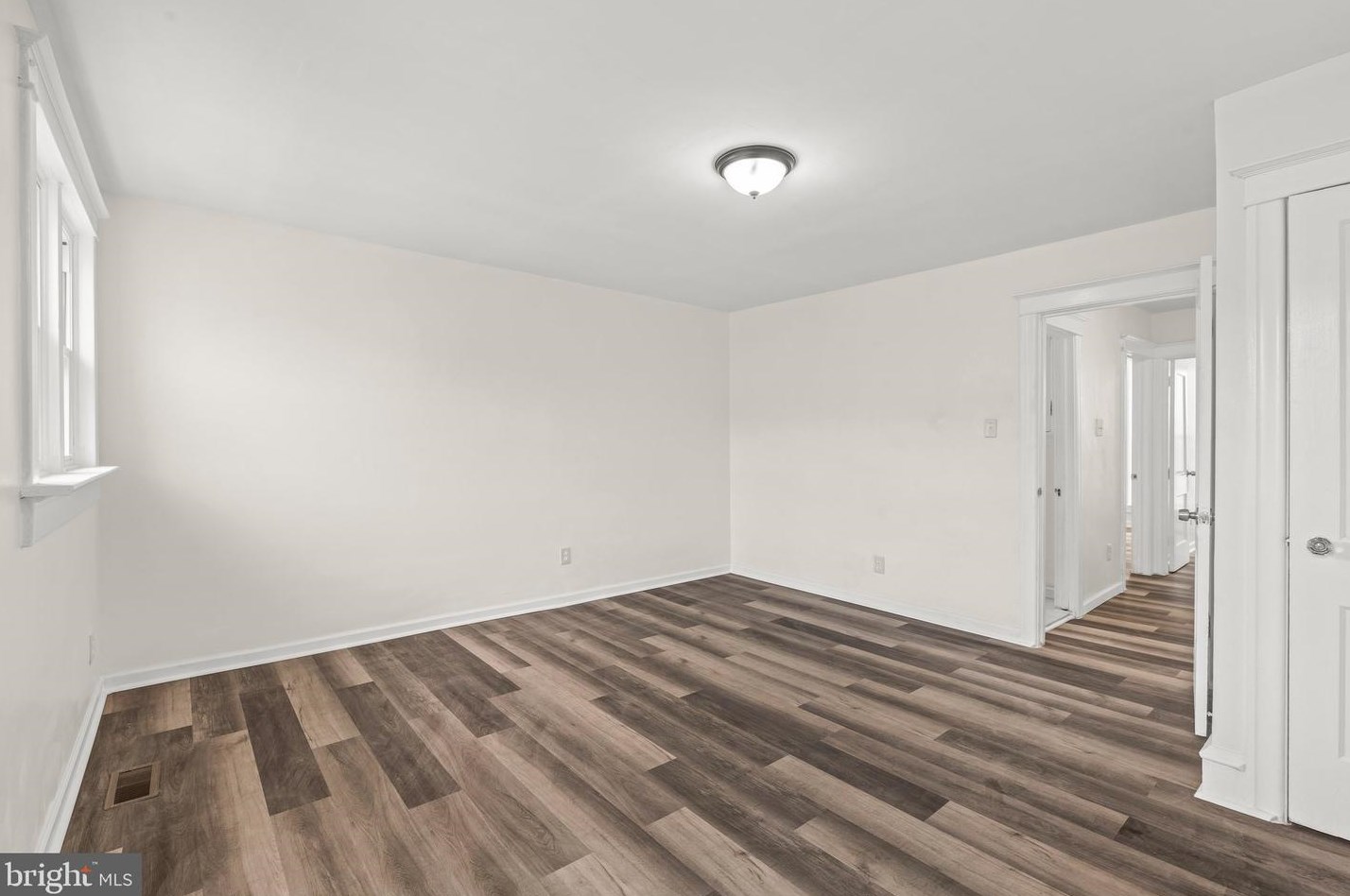 522 Glendale Rd, Upper Darby PA 19082-5019 exterior