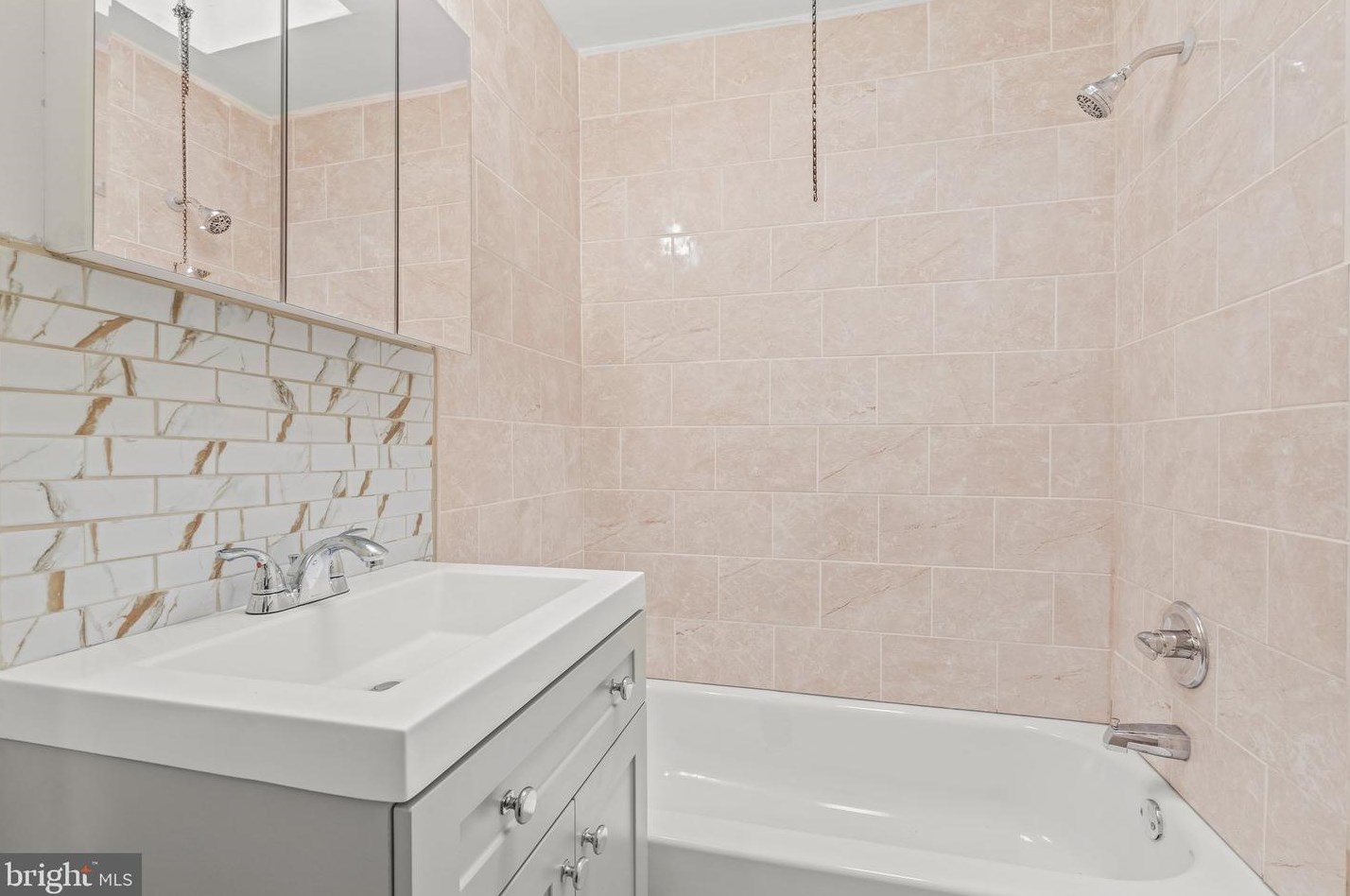 522 Glendale Rd, Upper Darby PA 19082-5019 exterior