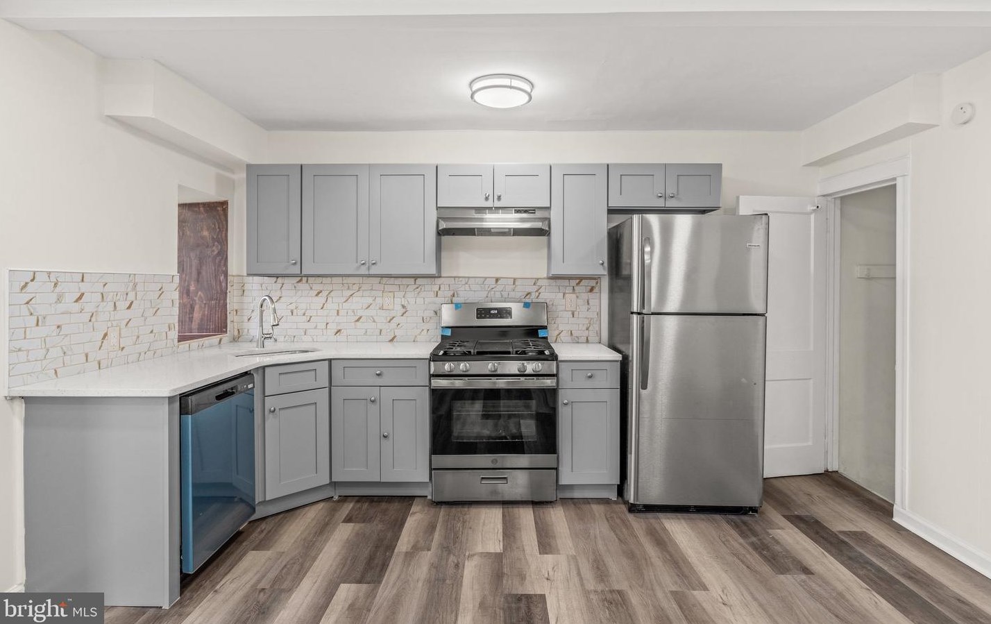 522 Glendale Rd, Upper Darby PA 19082-5019 exterior