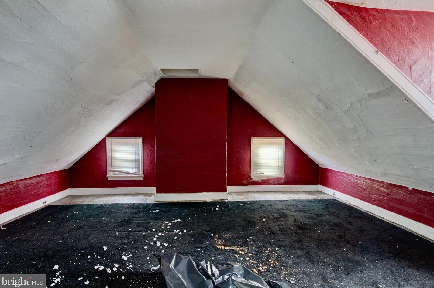 28 4th St, Chester PA 19013-4310 exterior