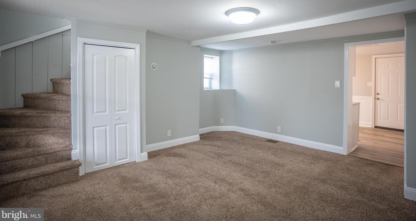 11 Front St, Chester PA  19015-2425 exterior