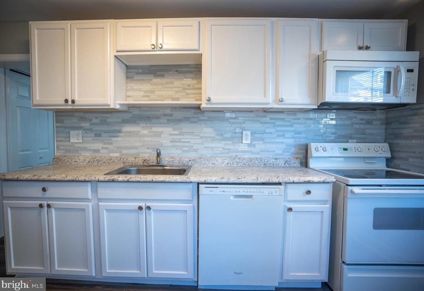 11 Front St, Chester PA  19015-2425 exterior