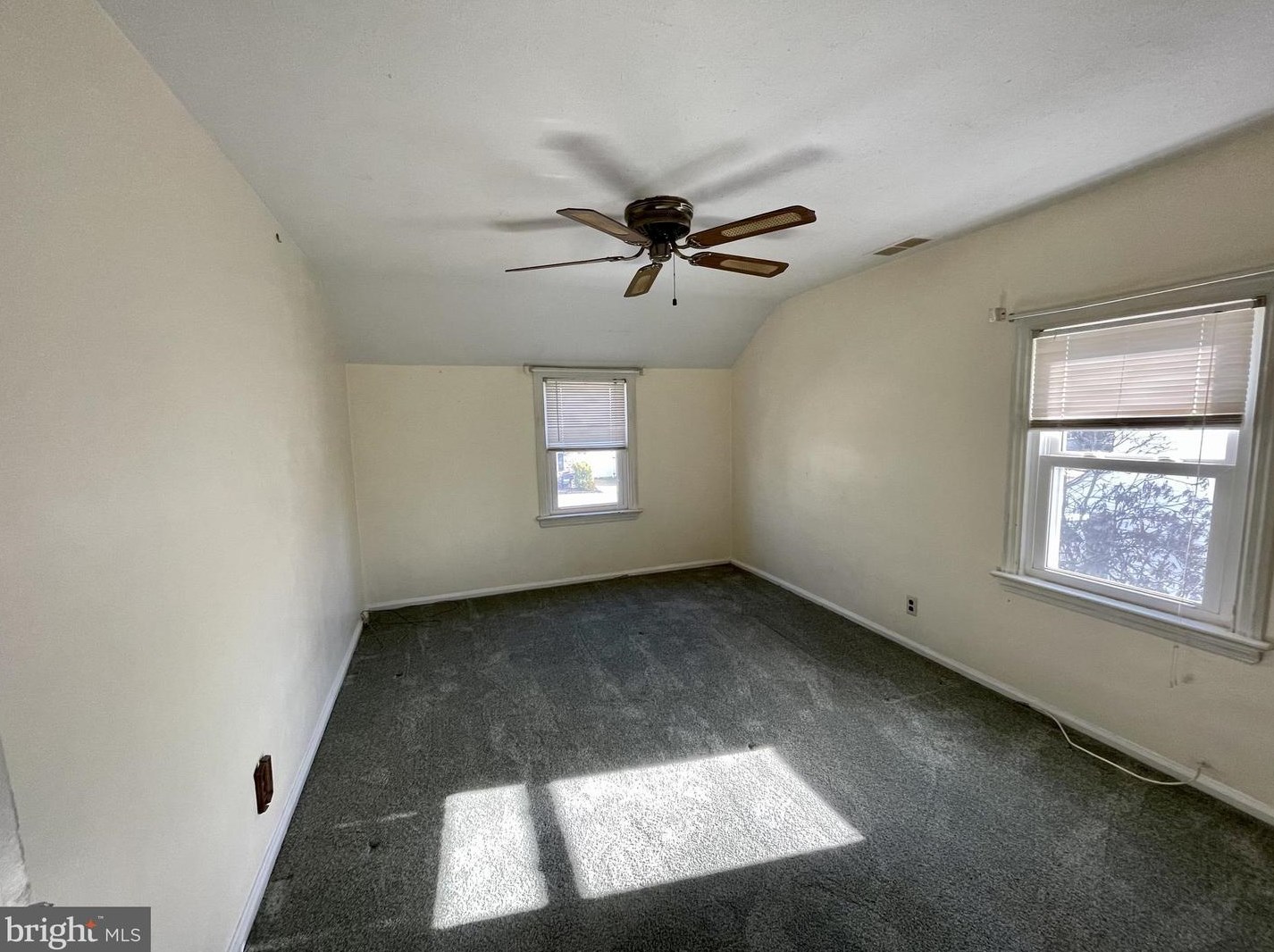 2225 Clayton Rd, Rutledge PA  19070-1309 exterior