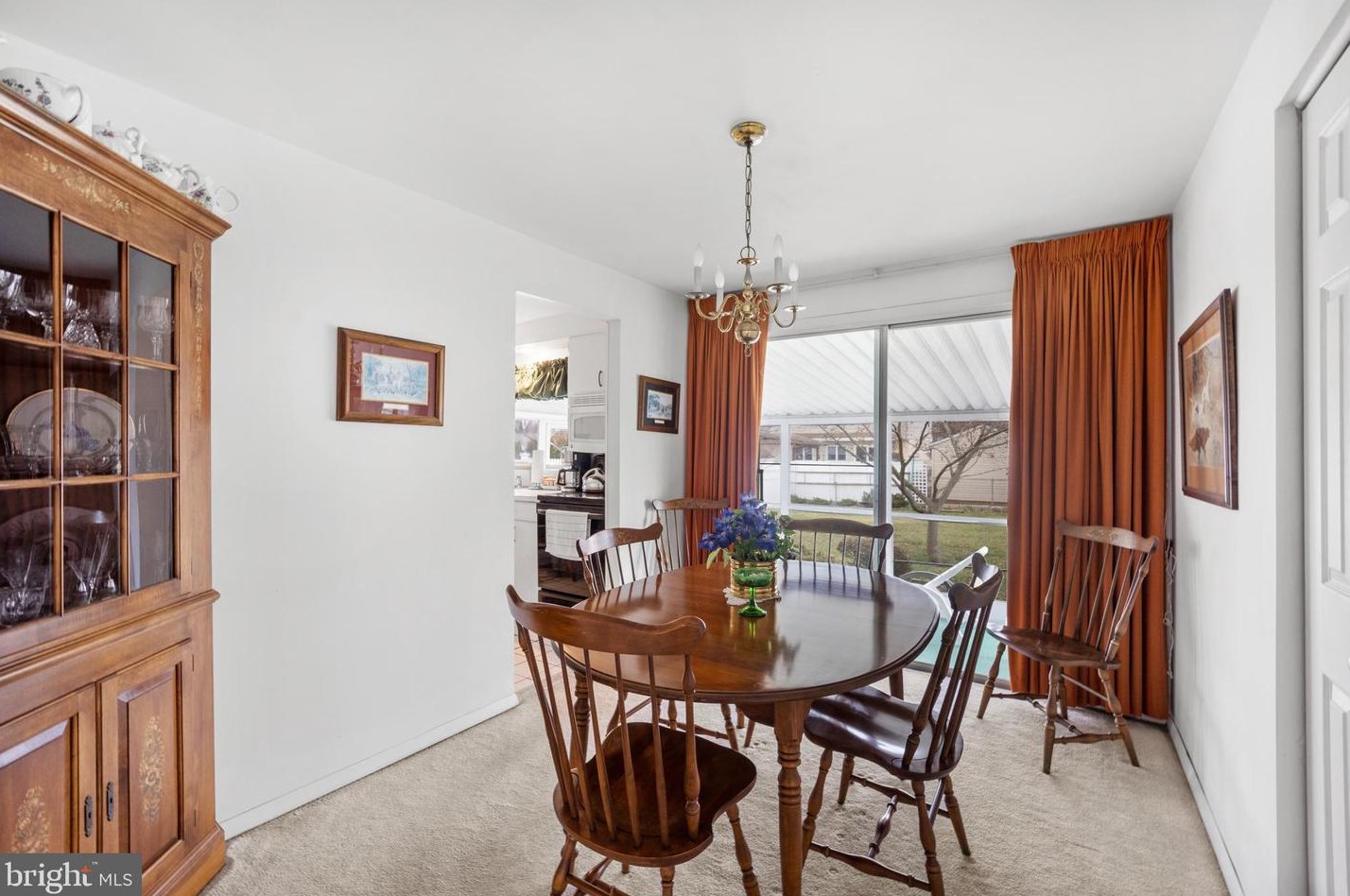 2127 Lee Ln, Chester PA  19014-2213 exterior