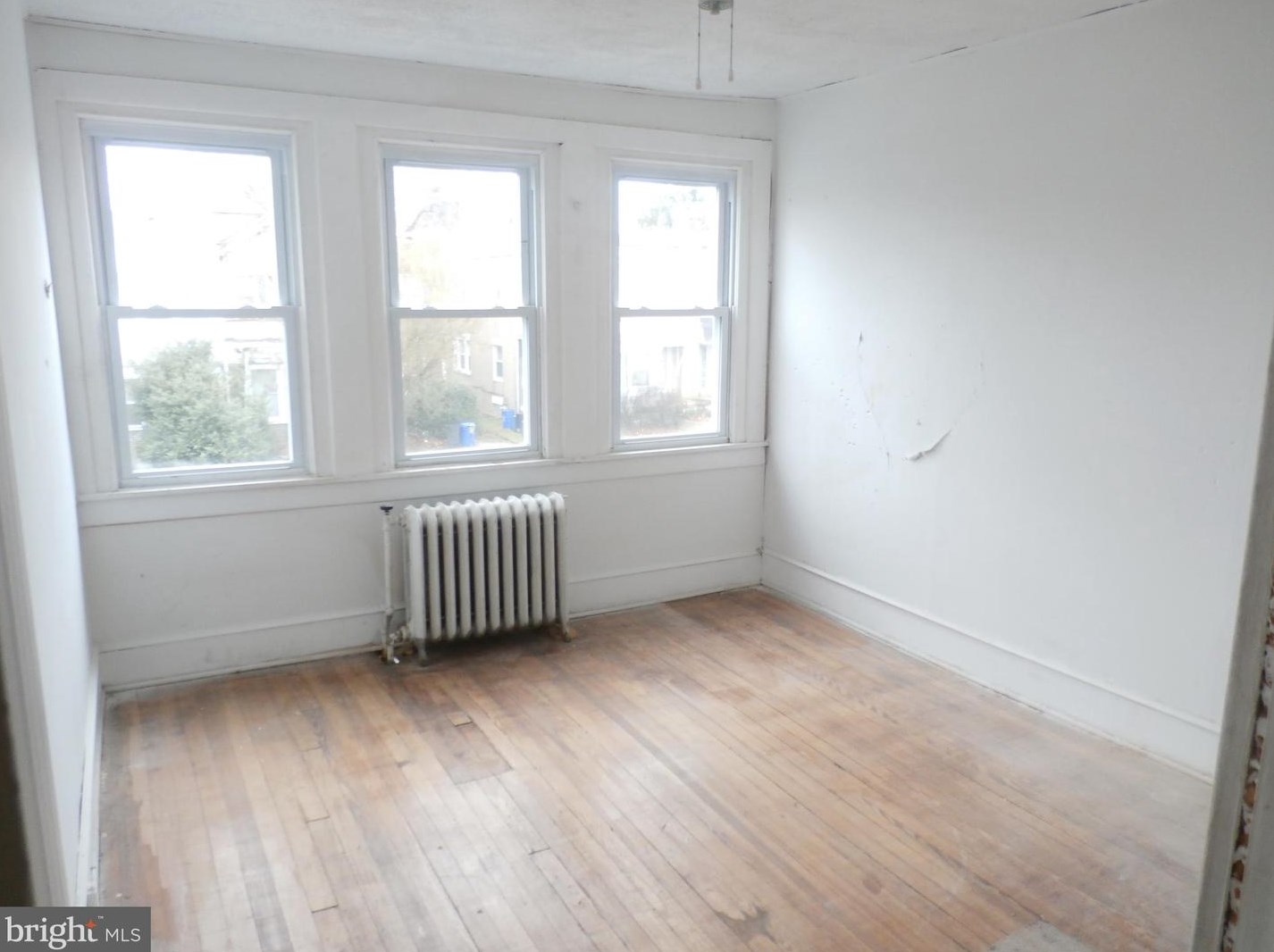 23 Mowry St, Chester PA  19013-5021 exterior