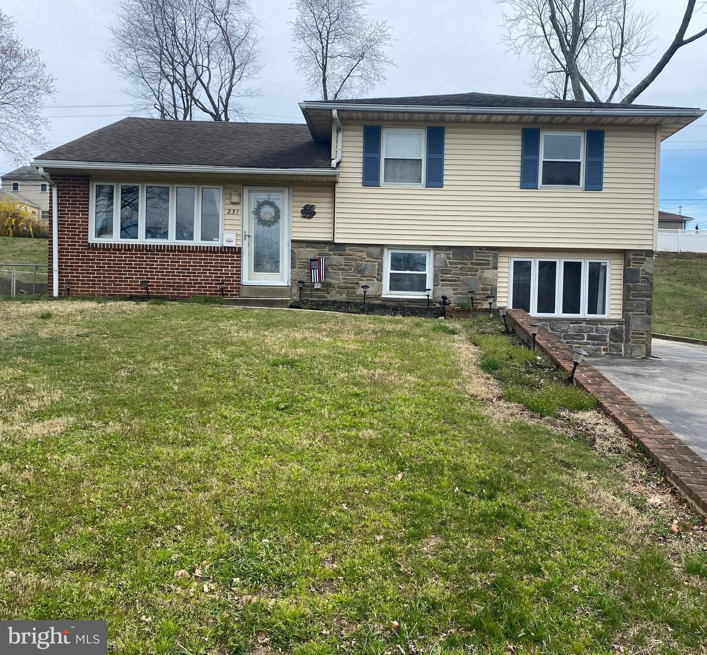 231 Lawrence Rd, Broomall, PA 19008 MLS PADE2043890 Coldwell Banker