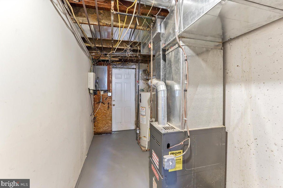 236 22nd St, Chester PA  19013-4922 exterior