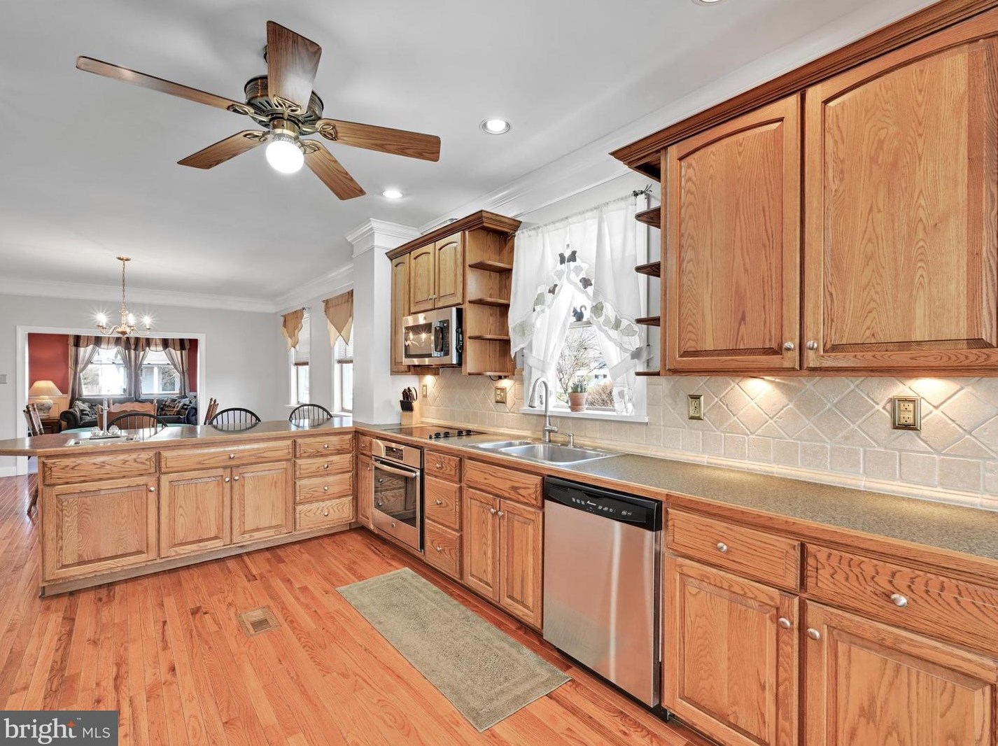 19 Beechwood Rd, Chester PA  19015-3208 exterior