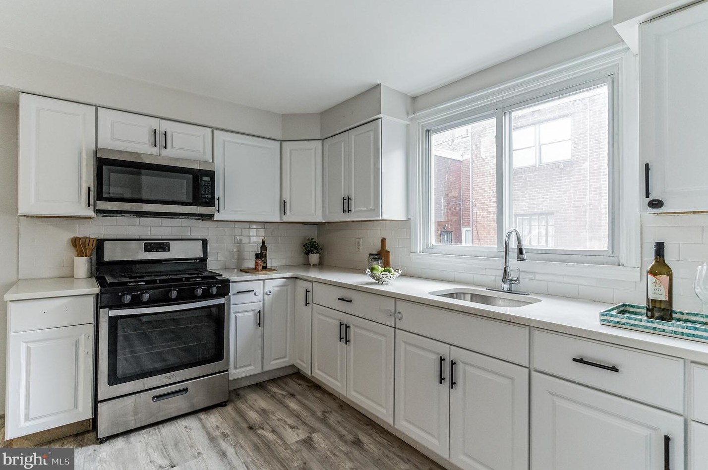 240 Maypole Rd, Upper Darby PA  19082-4106 exterior