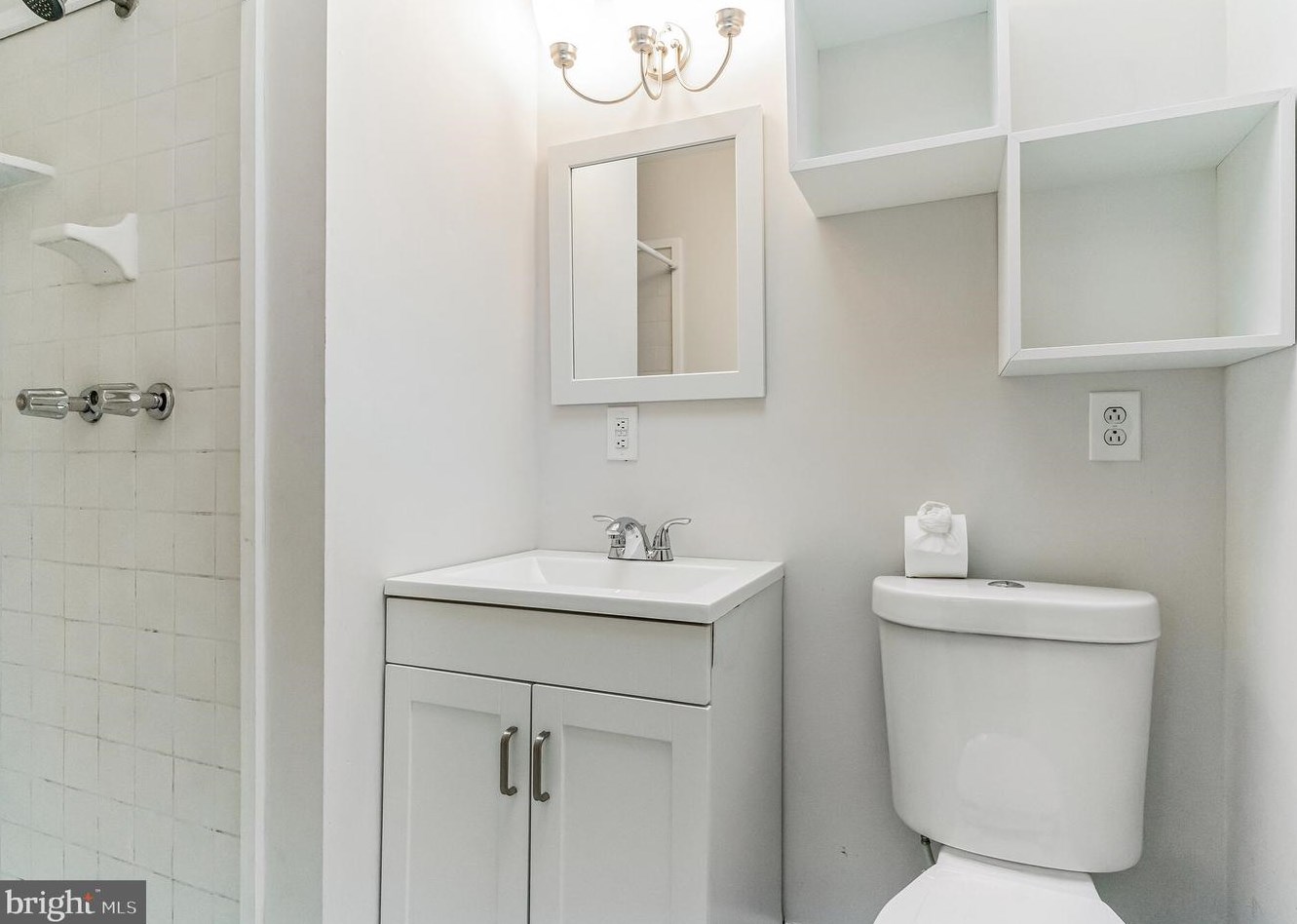 240 Maypole Rd, Upper Darby PA  19082-4106 exterior