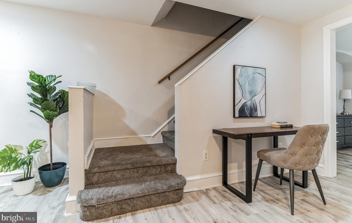 240 Maypole Rd, Upper Darby PA  19082-4106 exterior