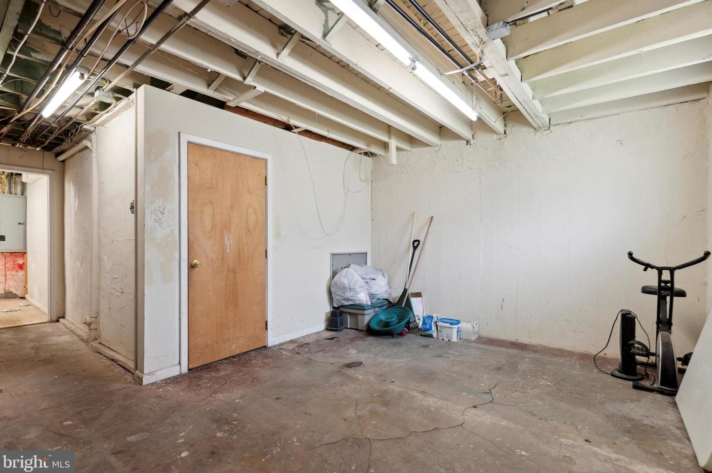 520 Littlecroft Rd, Upper Darby PA  19082-5004 exterior