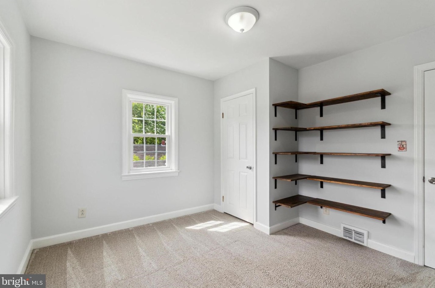 2394 Booker Ave, Chester PA 19014-3502 exterior