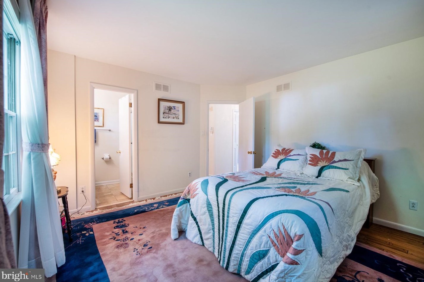 20 Frst Ln, Swarthmore PA 19081-1203 exterior