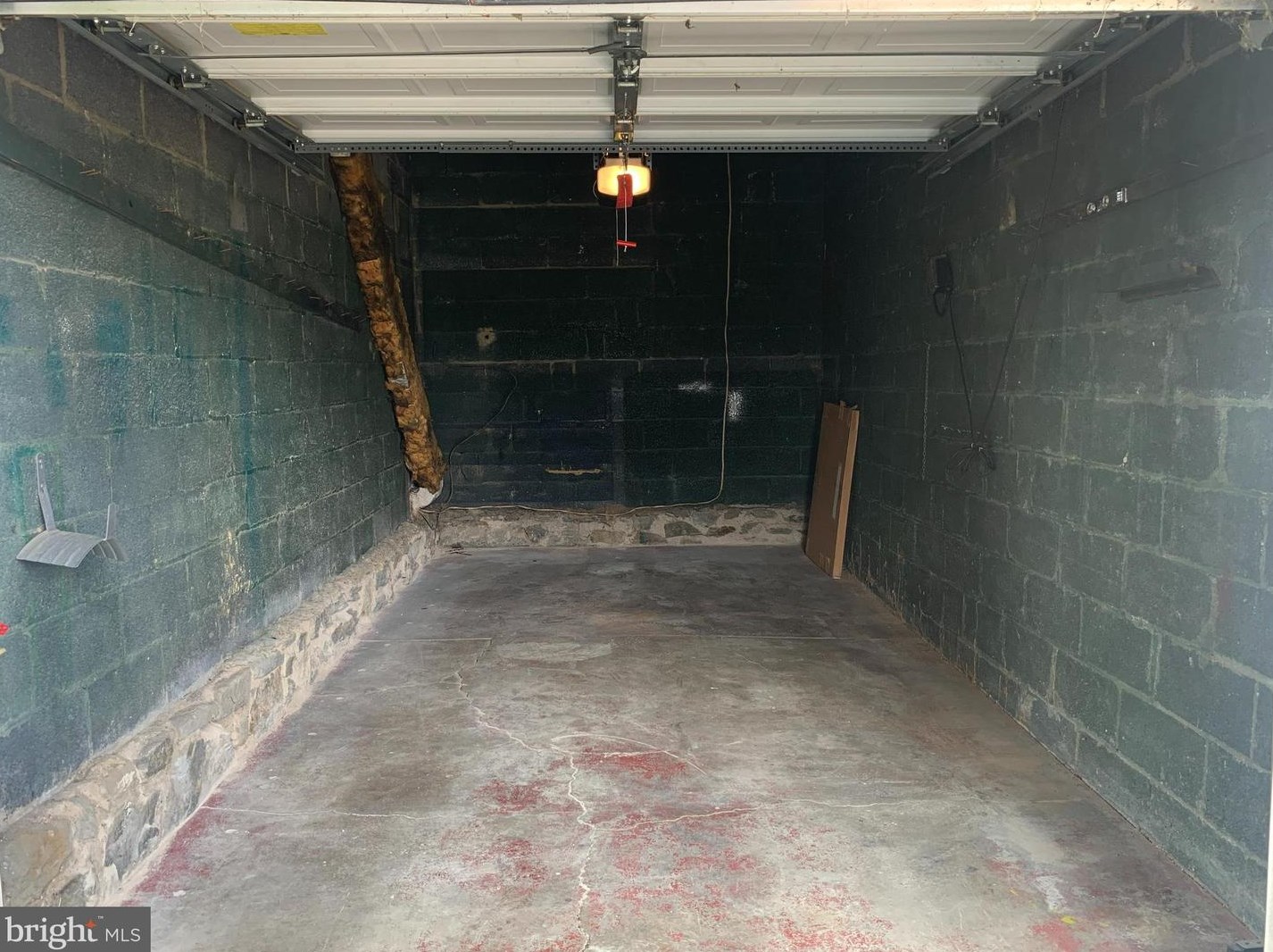 650 Amosland Rd, Rutledge PA  19070-1304 exterior