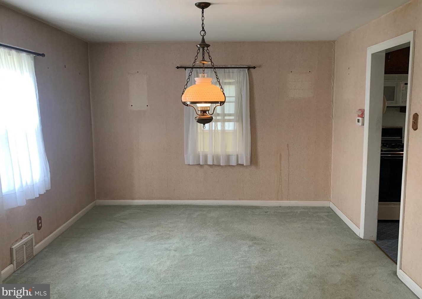 650 Amosland Rd, Rutledge PA  19070-1304 exterior