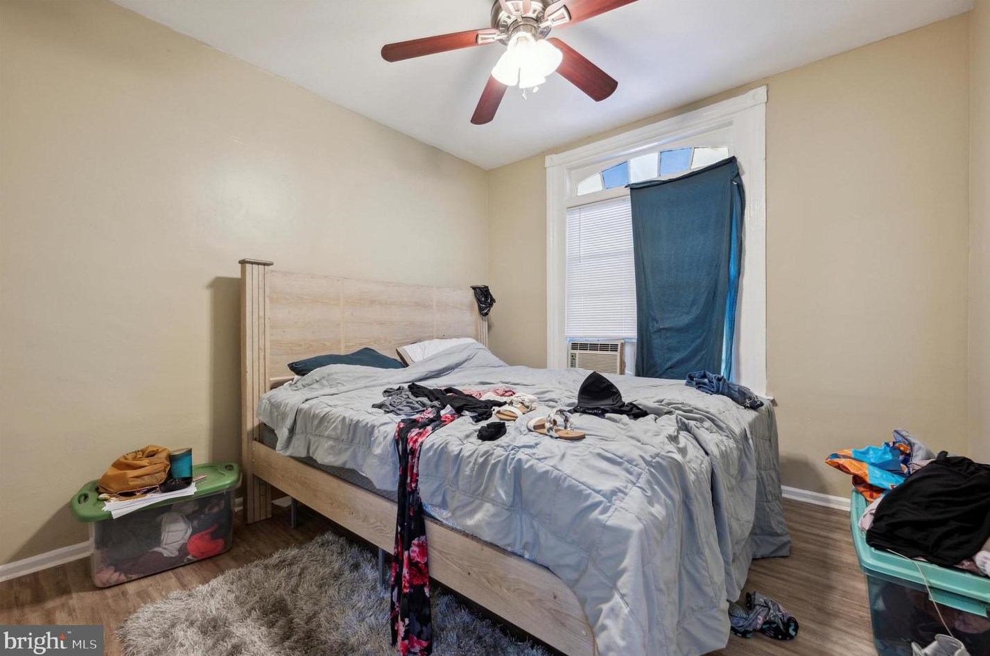 217 8th St, Chester PA 19013-4221 exterior