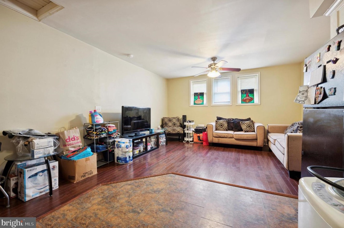 217 8th St, Chester PA 19013-4221 exterior