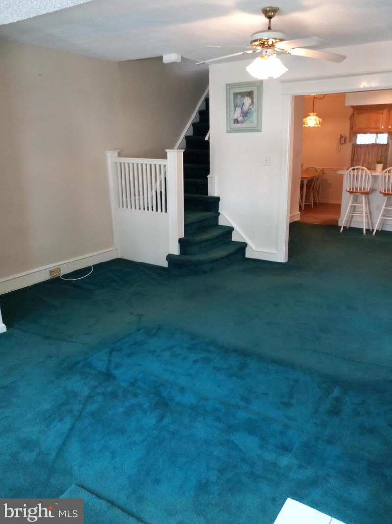 808 Bartram Ave, Darby, PA 19023