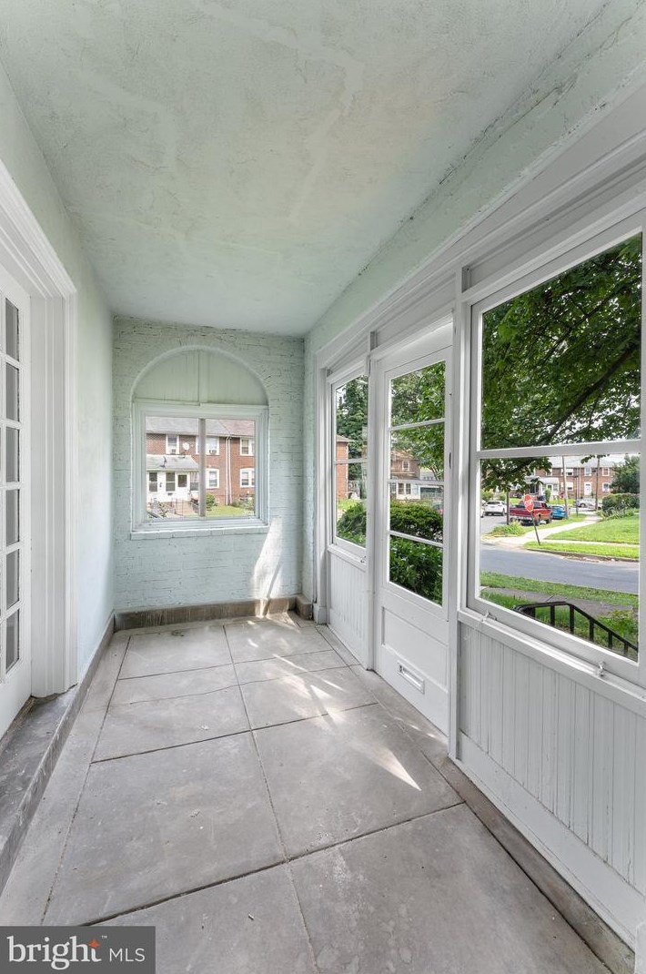 924 Macadam St, Chester PA 19013-5814 exterior