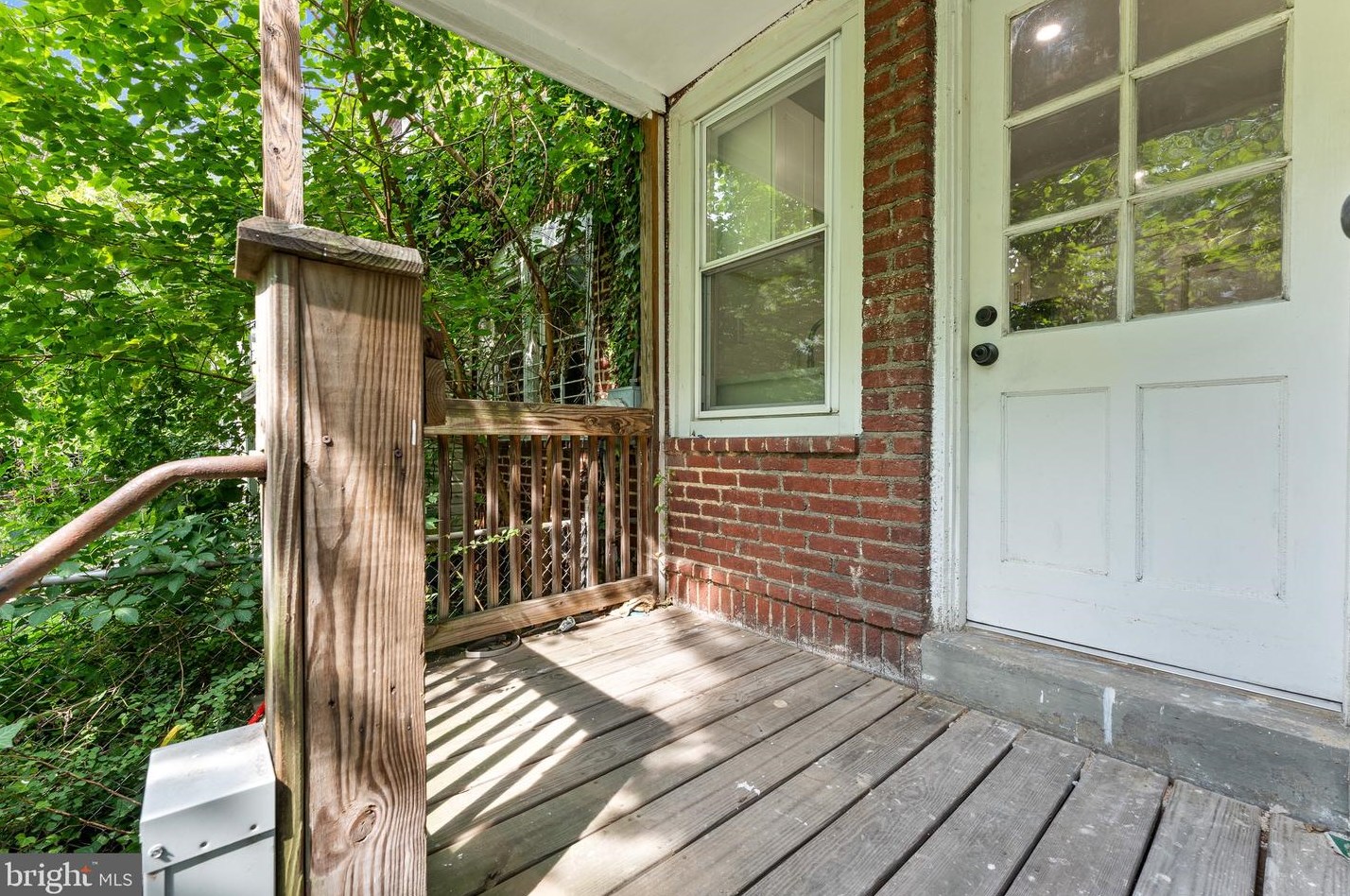 924 Macadam St, Chester PA 19013-5814 exterior