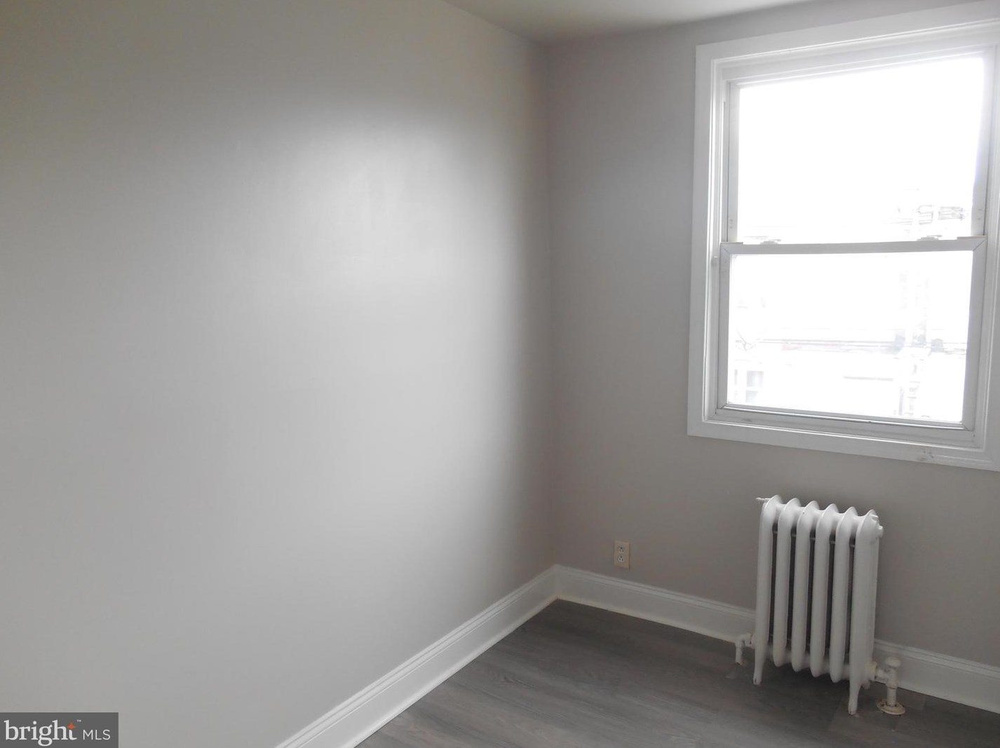 561 Littlecroft Rd, Upper Darby PA 19082-5226 exterior