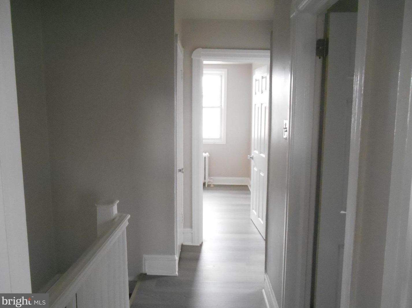 561 Littlecroft Rd, Upper Darby PA 19082-5226 exterior