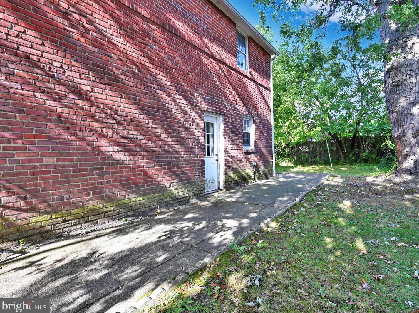 1123 Chester Pike, Chester PA 19022-1124 exterior