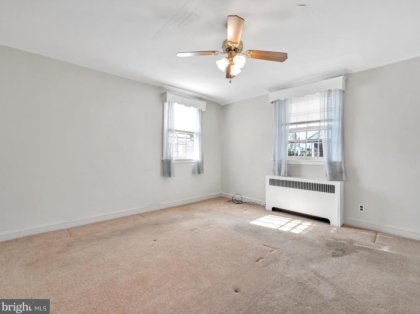 1123 Chester Pike, Chester PA 19022-1124 exterior