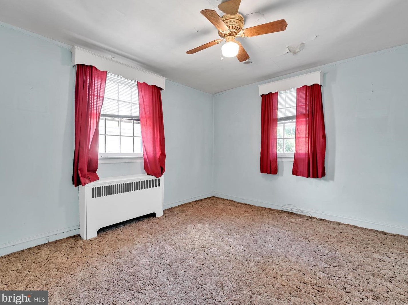 1123 Chester Pike, Chester PA 19022-1124 exterior