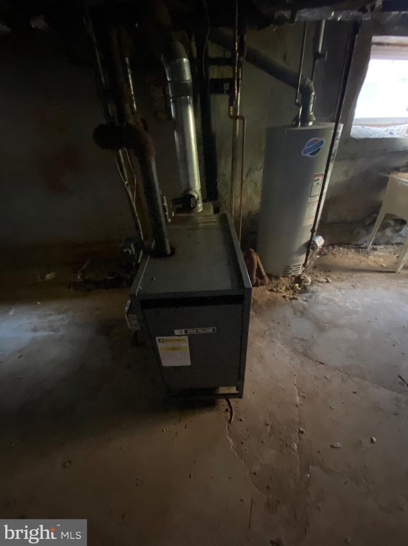 14 College Ave, Upper Darby PA  19082-1605 exterior