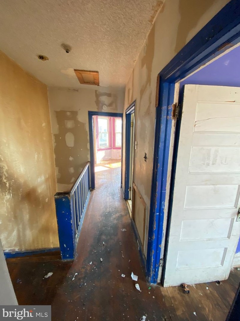 14 College Ave, Upper Darby PA  19082-1605 exterior