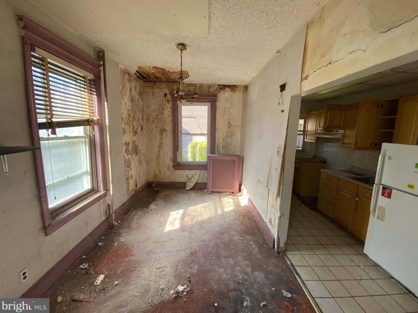 14 College Ave, Upper Darby PA  19082-1605 exterior