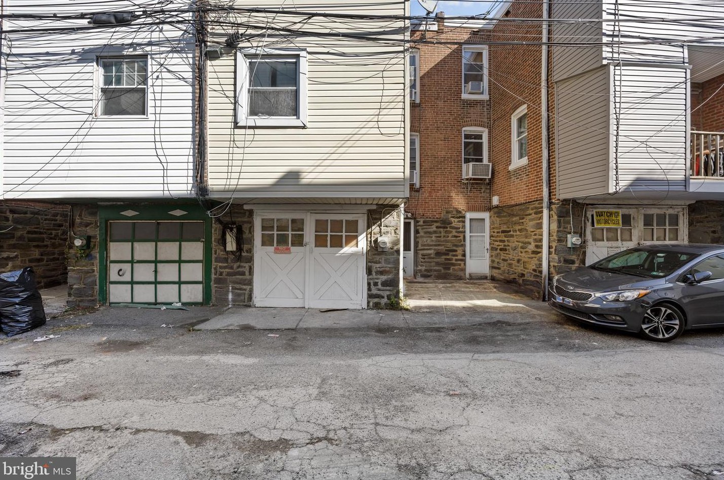 7272 Calvin Rd, Upper Darby PA  19082-3404 exterior
