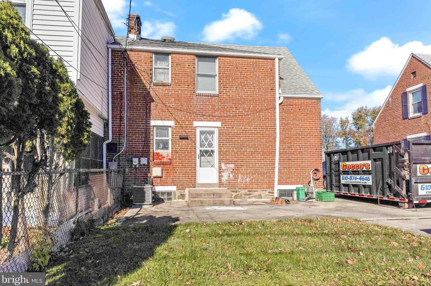 1128 7th Ave, Swarthmore PA  19081-2926 exterior