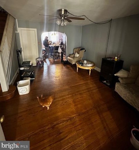 208 Wright Ave, Darby PA  19023-2327 exterior