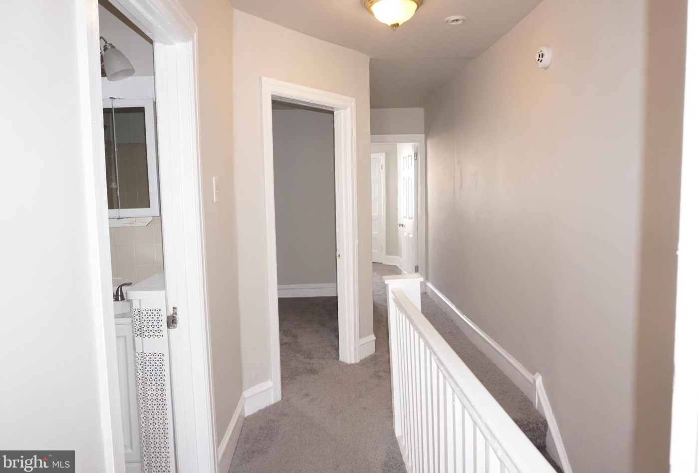 347 Avon Rd, Upper Darby PA  19082-3809 exterior