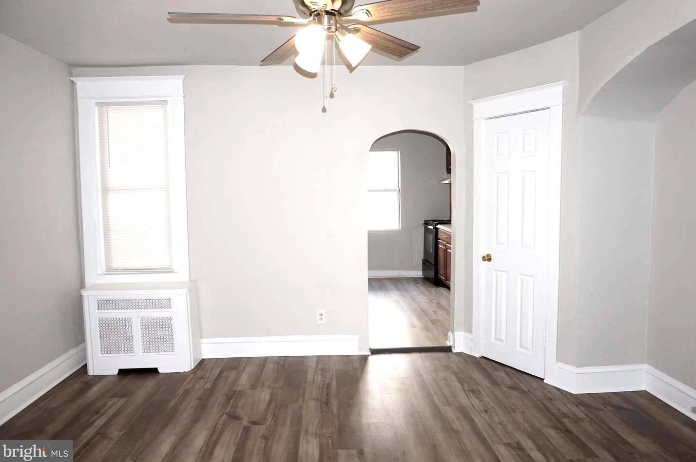 347 Avon Rd, Upper Darby PA  19082-3809 exterior