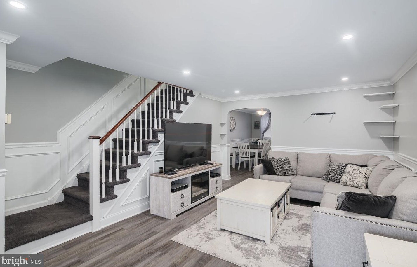 220 Academy Ave, Manor PA  19036-1713 exterior